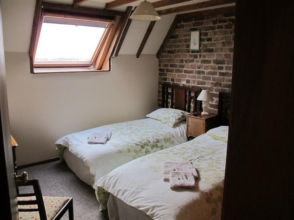 Bluebell Farm Bed & Breakfast Ъптън ъпон Севърн Екстериор снимка