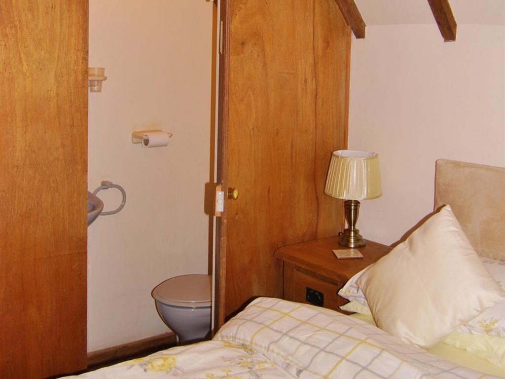Bluebell Farm Bed & Breakfast Ъптън ъпон Севърн Стая снимка